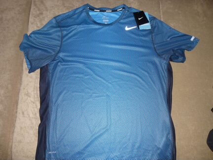 Новая топовая футболка Nike Dri-fit