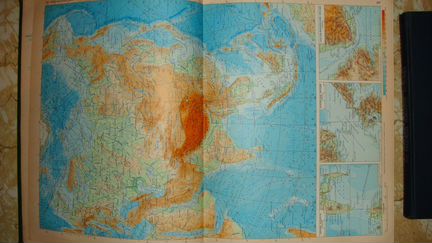 Атласы 1946 и 1974 года