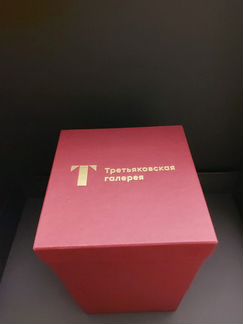 Ваза фарфоровая