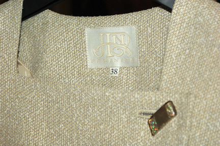 Костюм новый