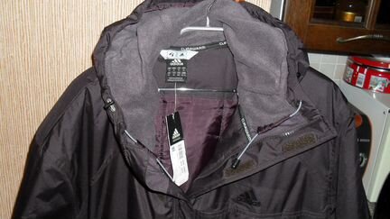 Парка Adidas новая об.гр. 140см. 56 р Индонезия