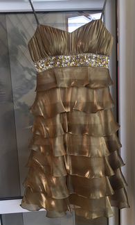 Вечерние платья