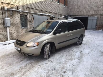Chrysler Town & Country 3.3 AT, 2005, 194 035 км