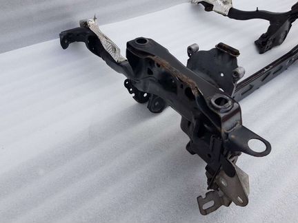 Подрамник Audi A8/S8 D4 адаптивное управление