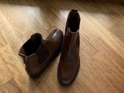 Челси Spaziomoda yoox 36 eur