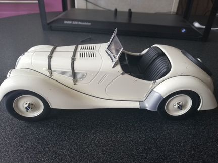 Модель для коллекционеров. Не игрушка. BMW 328 Roa