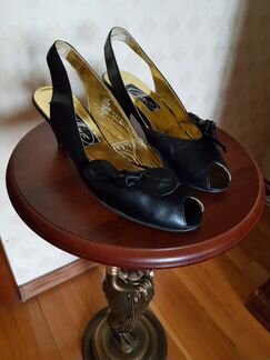 Туфли женские из натуральной кожи