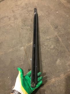 Молдинг стекла передний левый Mercedes-Benz