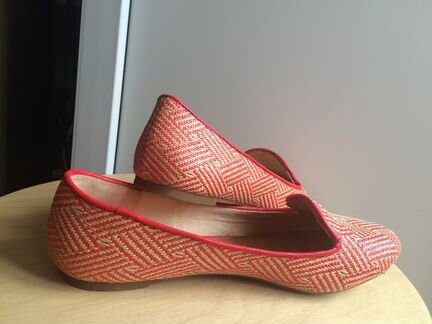 Туфли новые Stradivarius