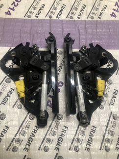 Петли капота Audi Q7 4M 2015)