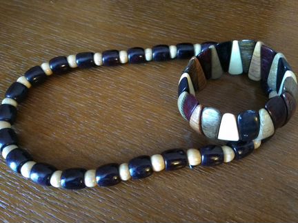 Бижутерия из дерева