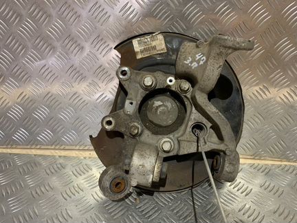 Кулак задний правый Volvo S60 1 2.4 2006