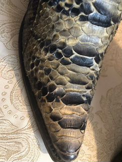 Сапоги казаки из кожи питона