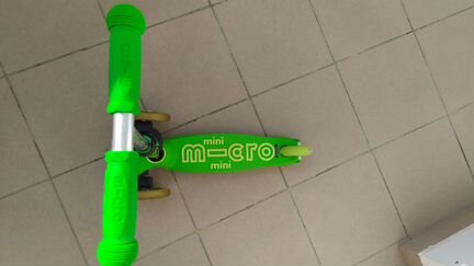 Самокат Mini Micro Deluxe зеленый