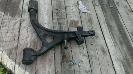 Передний нижний рычаг Mercedes ML W163