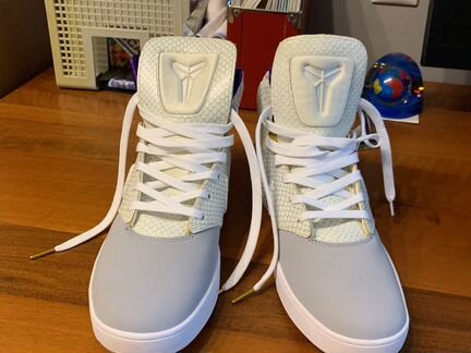 Nike Kobe 9 NSW lifestyle Wolf Grey