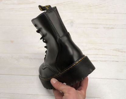 Женские ботинки Dr martens