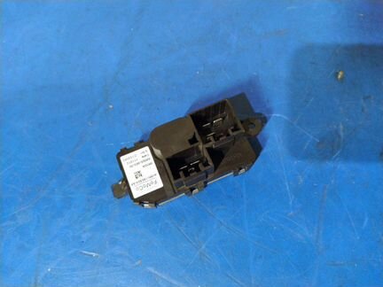 Резистор отопителя Ford Focus 3 (2011) хэтчбек