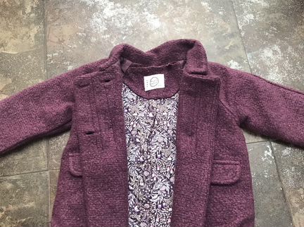 Пальто на девочек фирмы next,самовывоз Москва