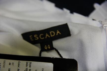 Платье новое Escada оригинал размер 50