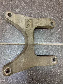 Кронштейн, опора коробки Jaguar XJ